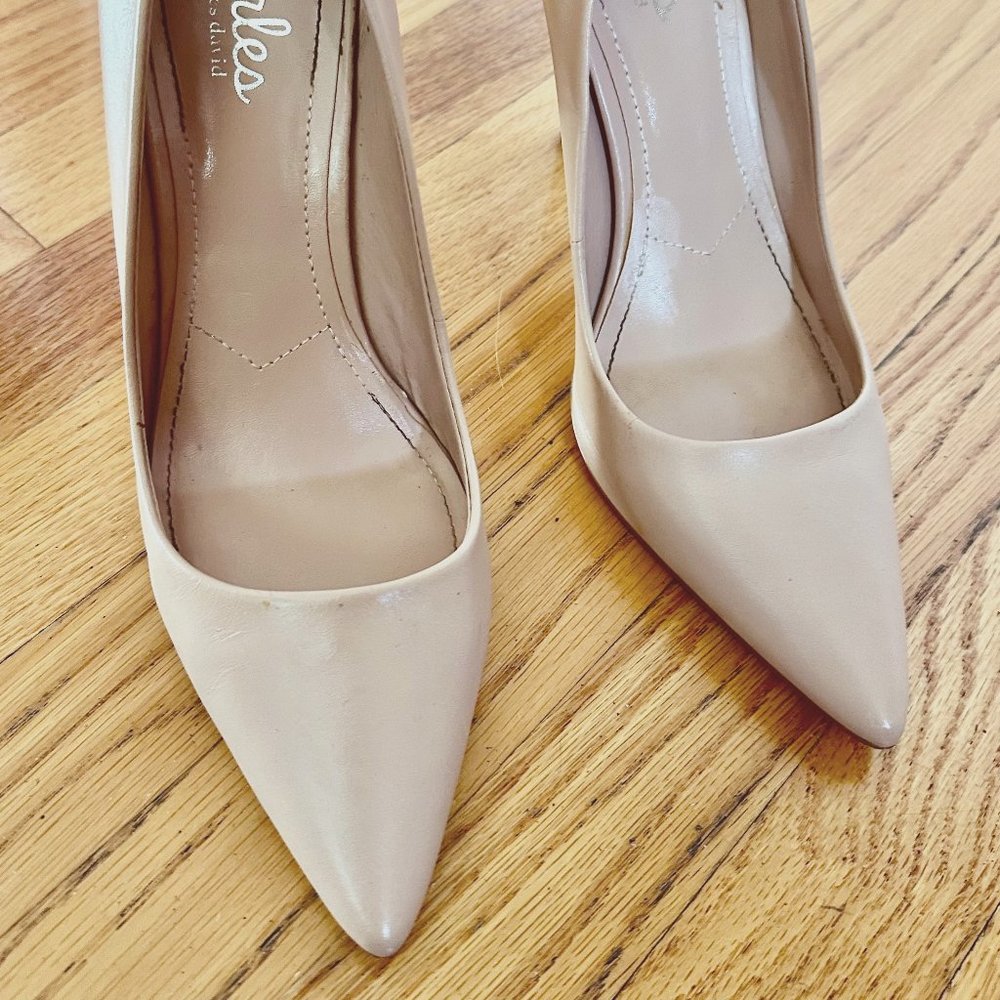 Charles by Charles David stiletto pump 5 inch heel in beige/nude size 9